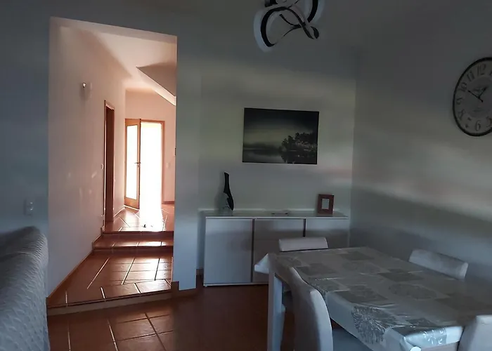 Ulfilanis בית נופש *